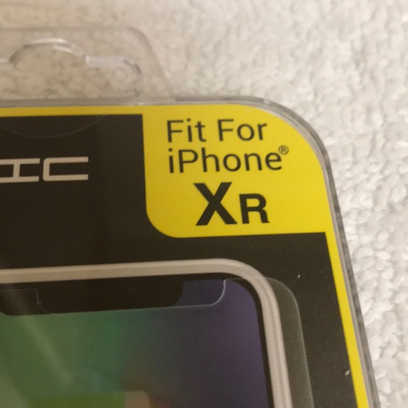 Screen protector - Picture 3 of 3